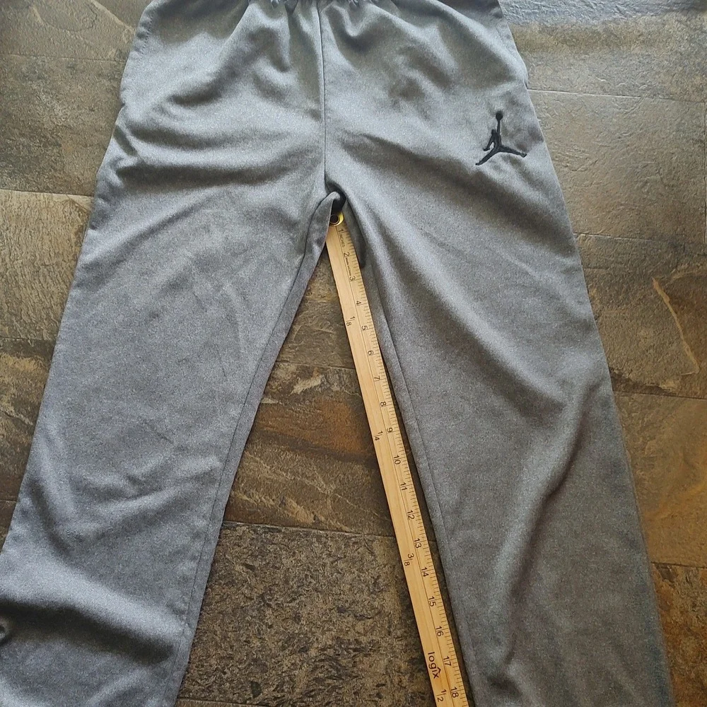 Jordan Dri-FIT Sweatpants Kids Size L 12-13 Gray Good Athletic Joggers